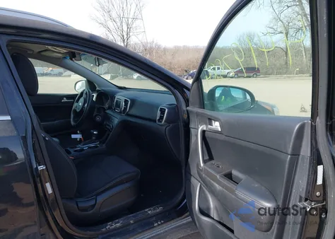 2017 Kia Sportage Lx z USA, uszkodzony, nr VIN KNDPMCAC2H7285901